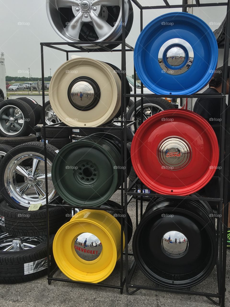 Rims of a different color