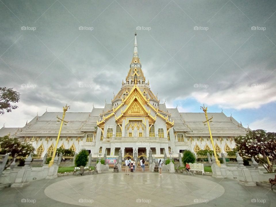 Wat Luang Pho Sothon / THAILAND