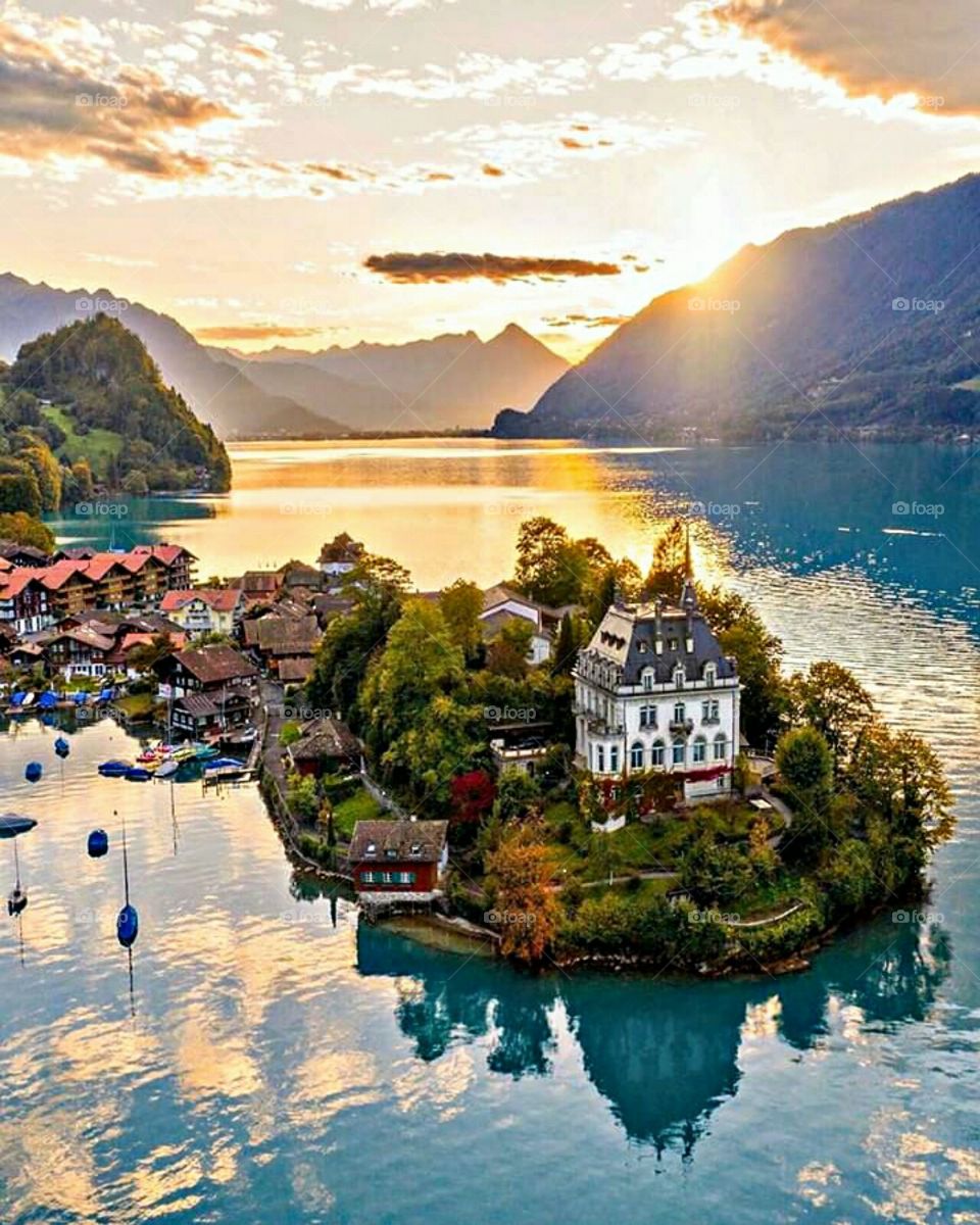 Beautiful Island To Live