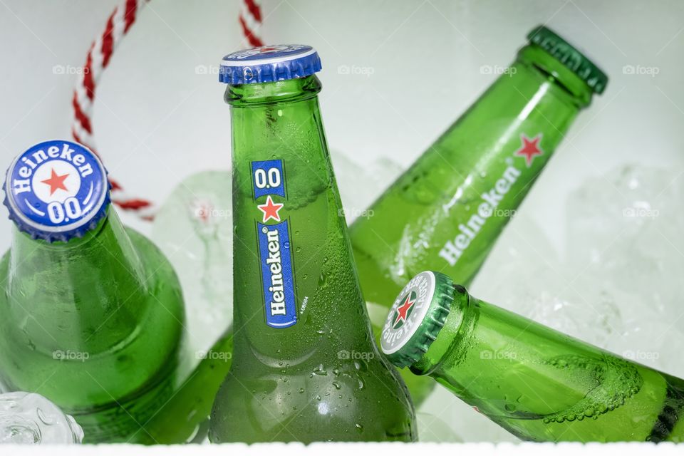 Cool down summer hot on the beach with Heineken