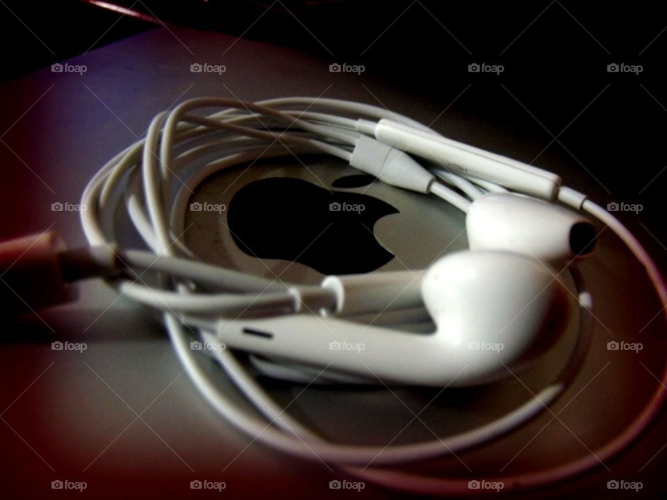 Ipad headphones 