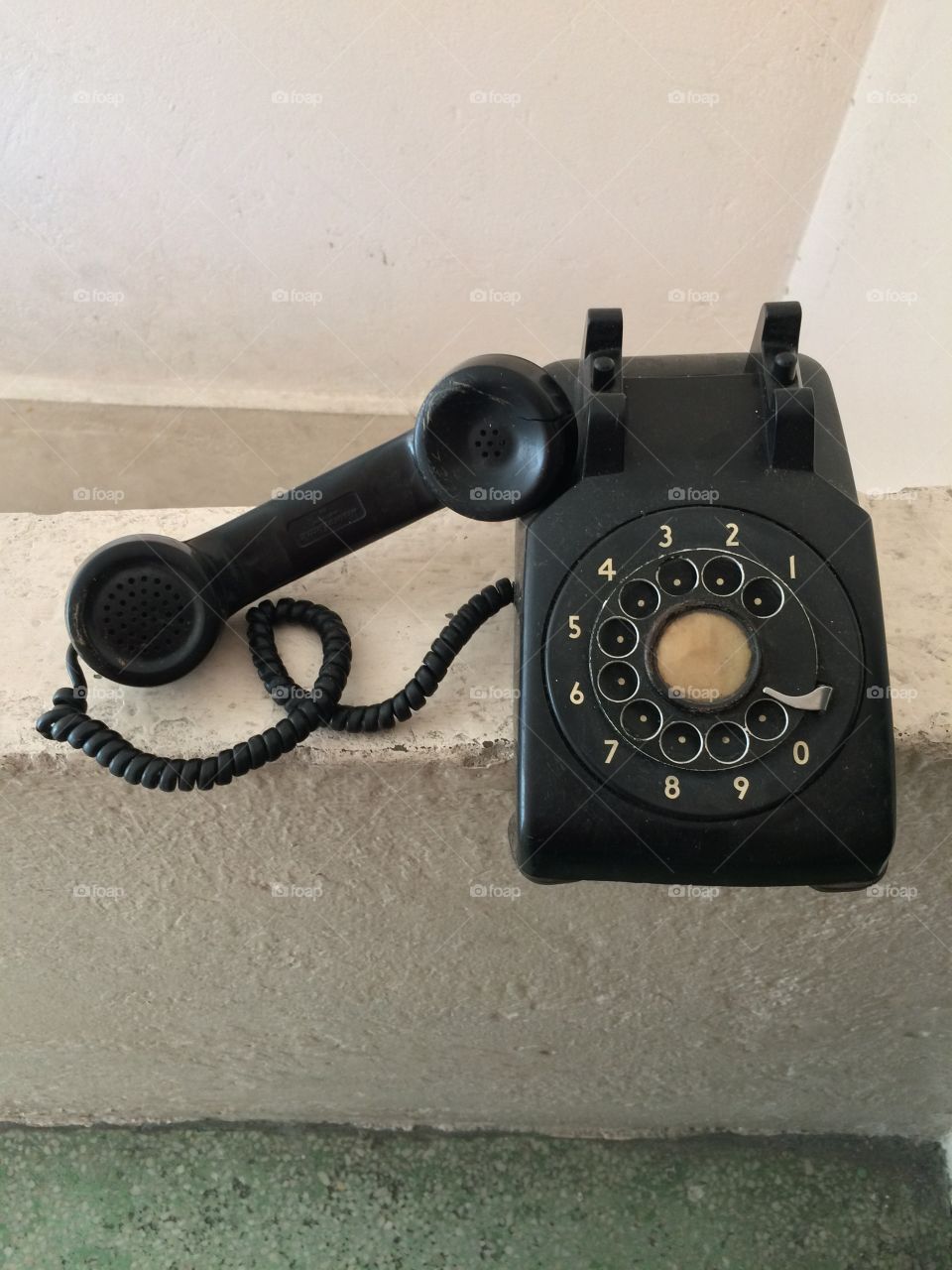 Teléfono antiguo 