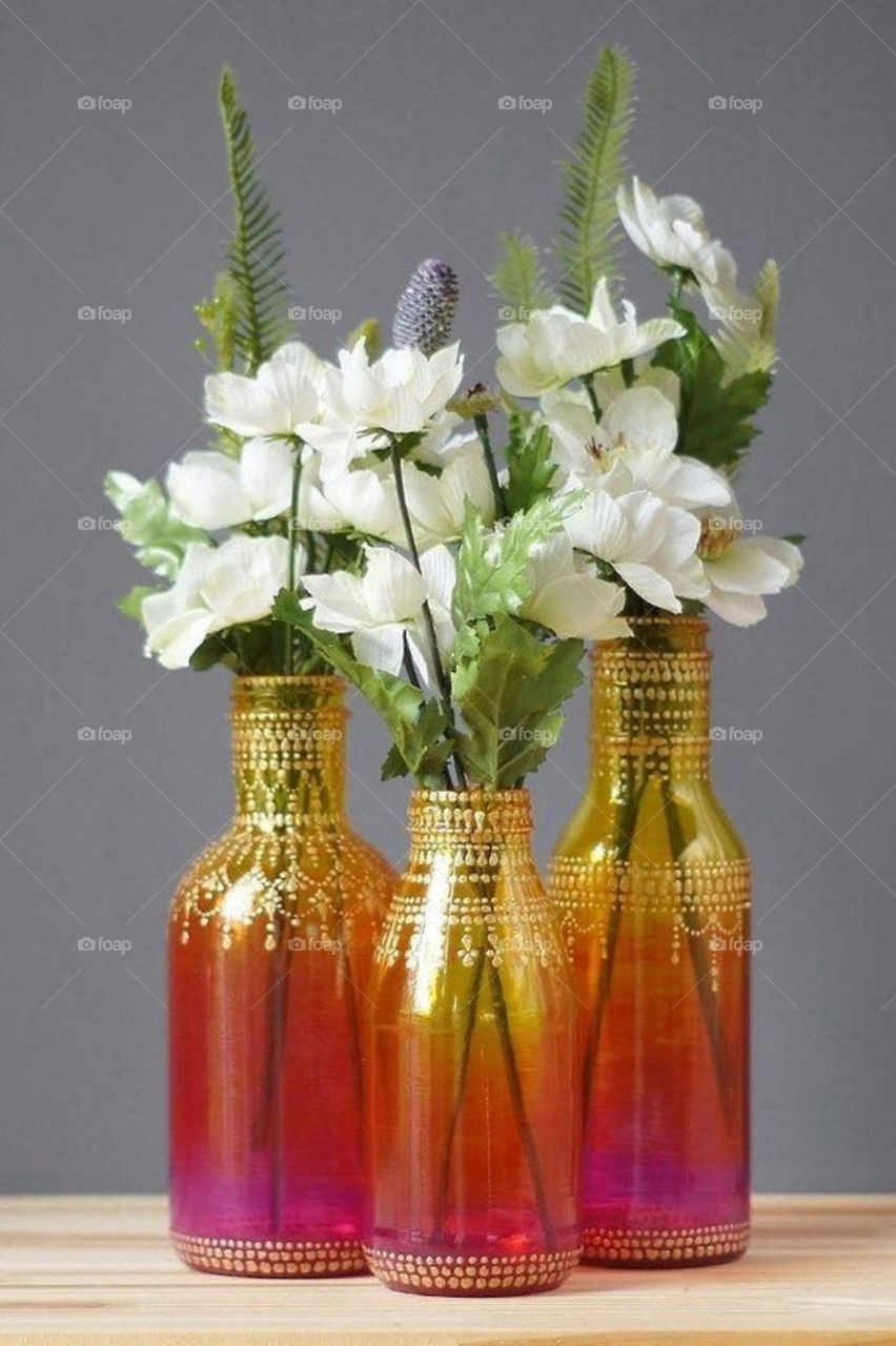 folwers in vase marocaine