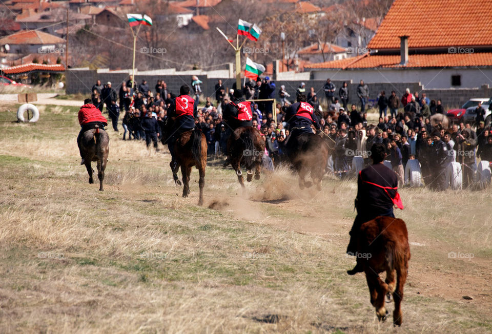 traditional bulgarian horse race