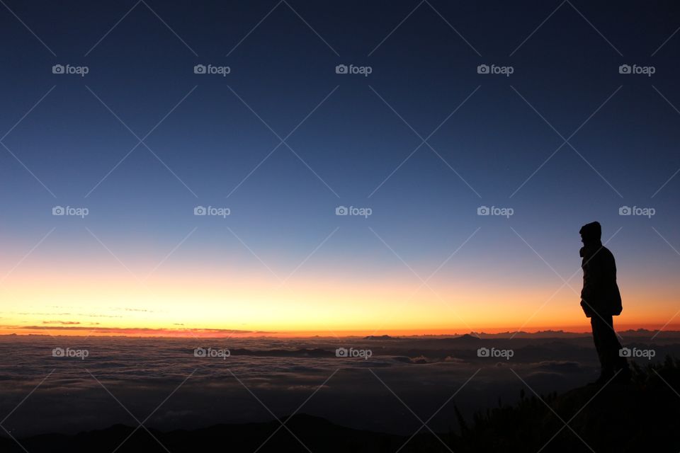 Look at the horizon. 