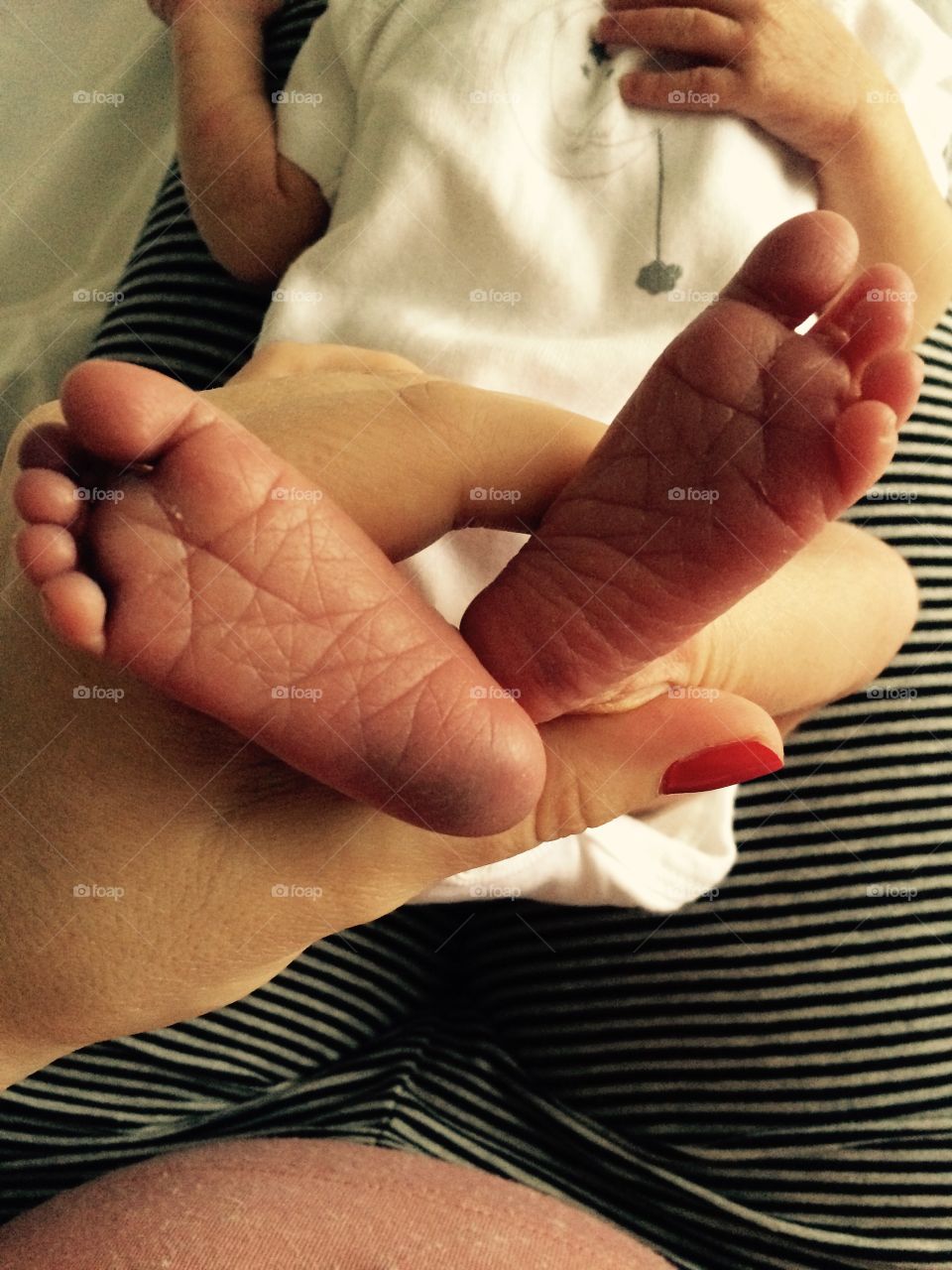 Newborn feet 