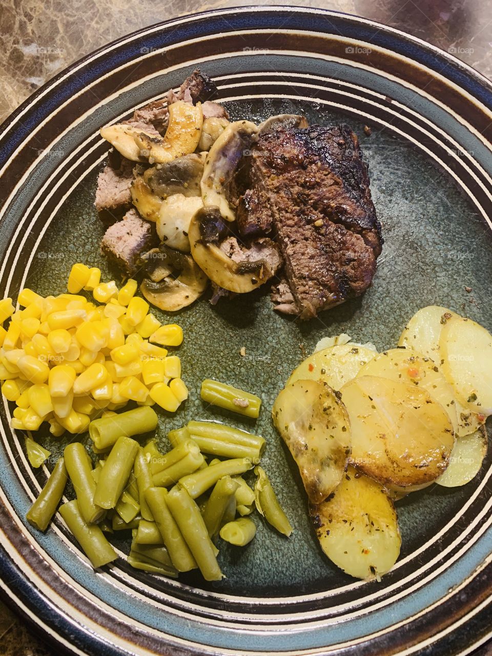 Steak and potatoes 