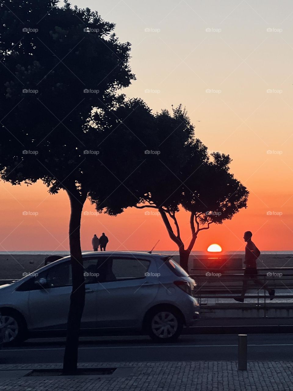 Run by the beach in the sunset