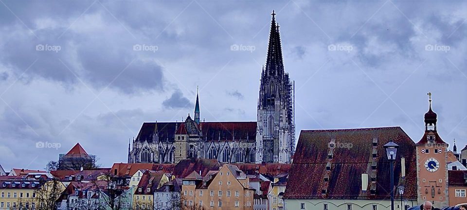The city of “Regensburg” in the “Oberpfalz” by the river “Danube” has a very distinctive skyline due to the central placement of the cathedral. 2023. Hypnotic Productions