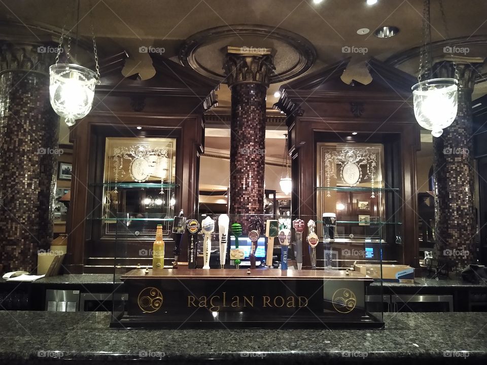 the center bar at RAGLAN ROAD Irish pub and restaurant