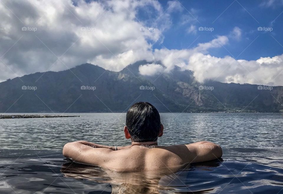 Soaking in natural hot water make me feel good