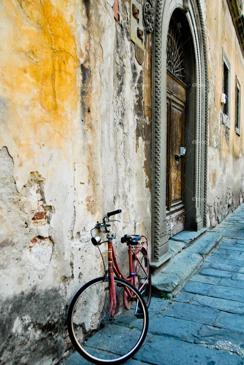 Bicycle in Pisa, Italy 