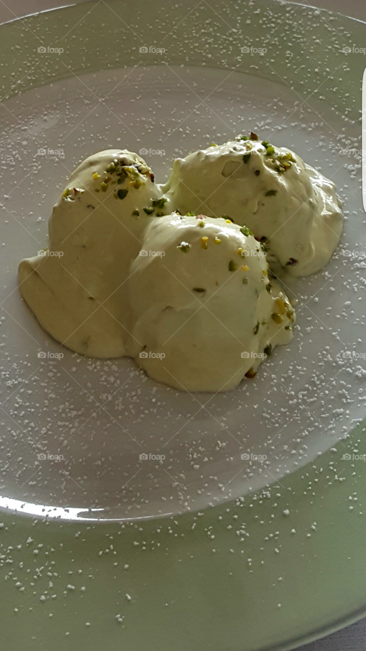 Pistachio Ice Cream omg
