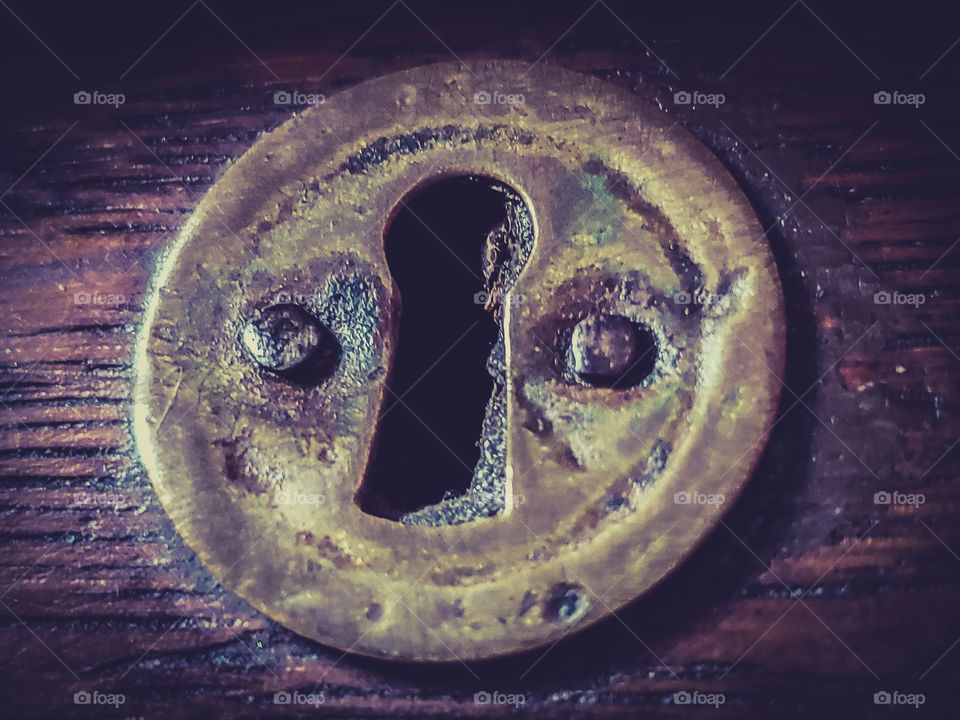 Antique key lock