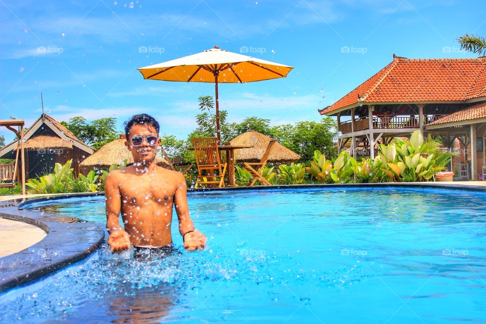 swiming resort holiday lombok tetebatu