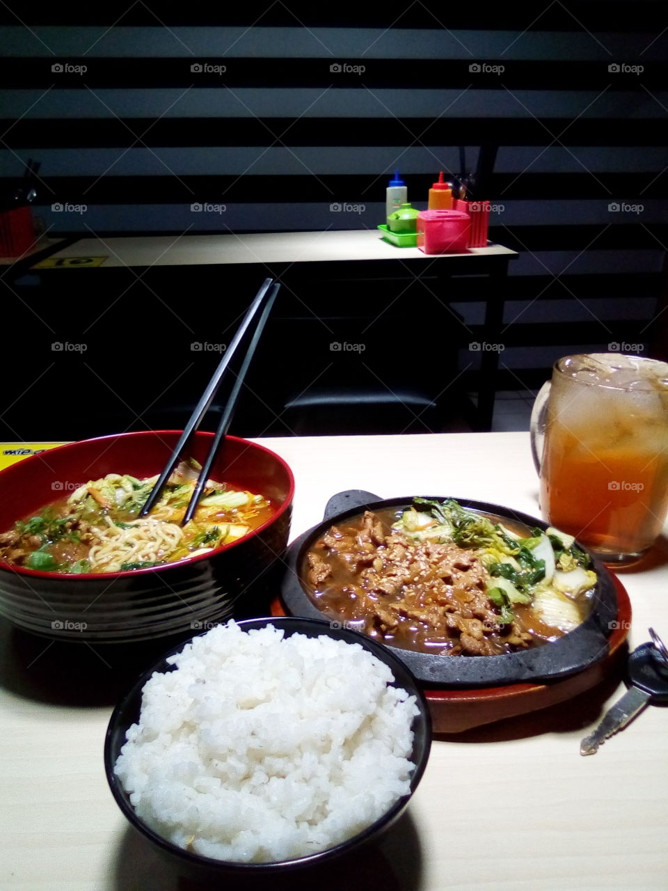 alone it's real wkwkwk