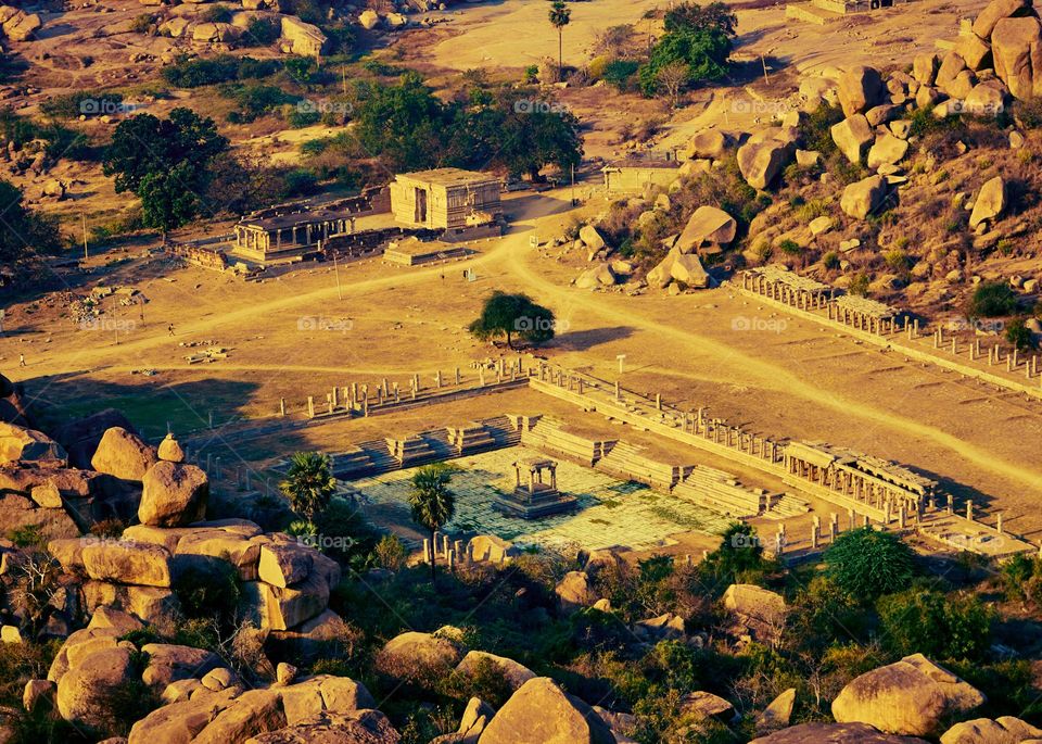 Abandoned town - Ancient - Hampi 