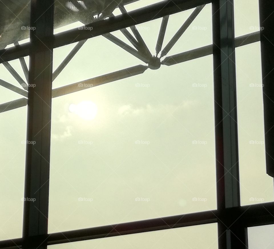 Sun trought the window