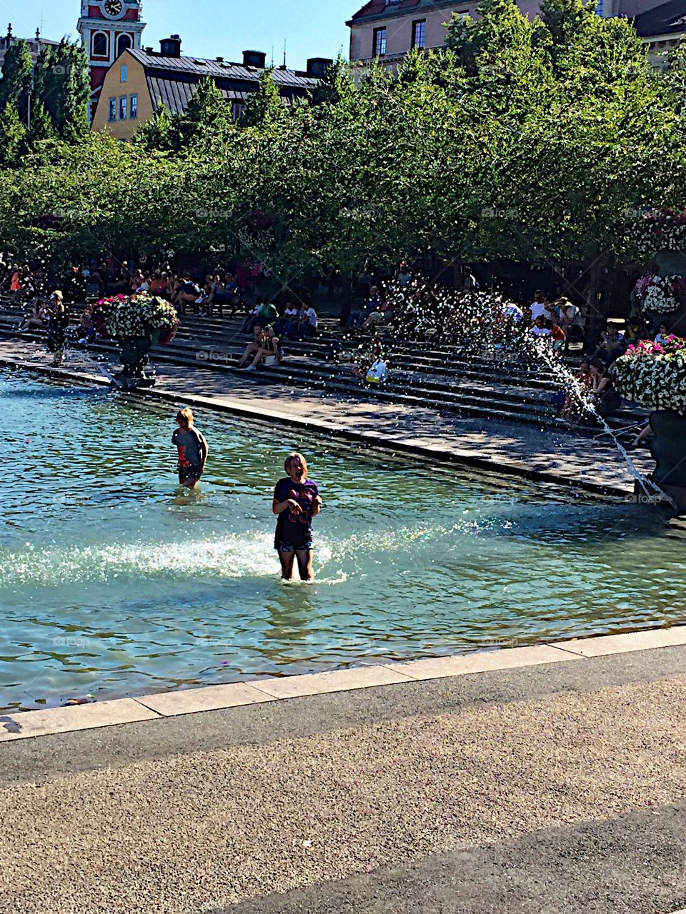 Bathing in the city! 