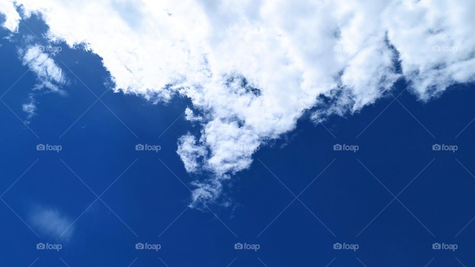 blue sky and white clouds