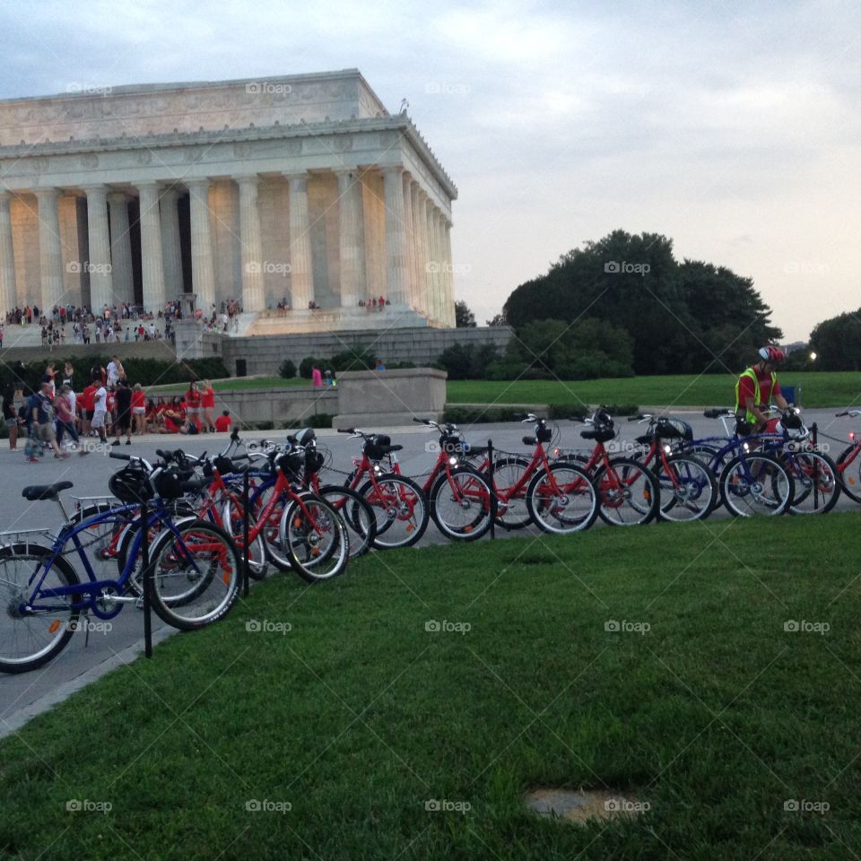 Biking in DC. Bikes at Lincoln national monument 