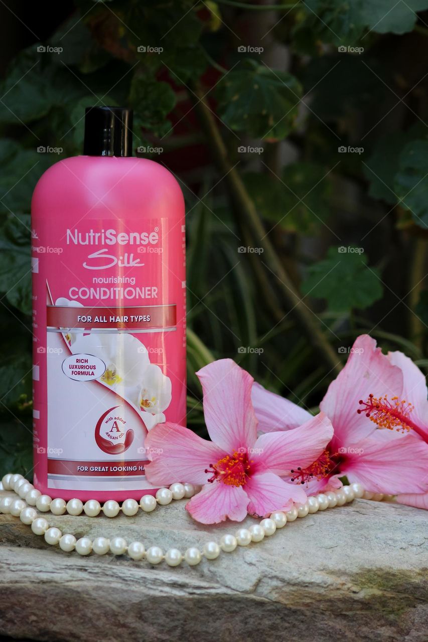 Nutrisense Conditioner product photography