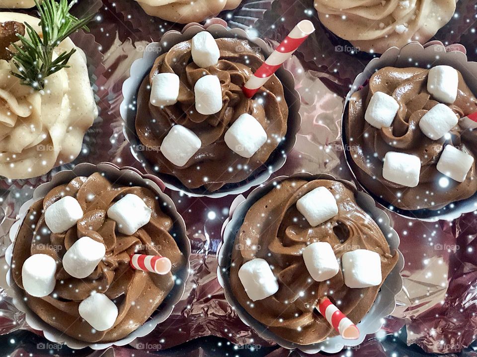 Foap Mission Sugar! Christmas Hot Chocolate Cupcakes With Snow!