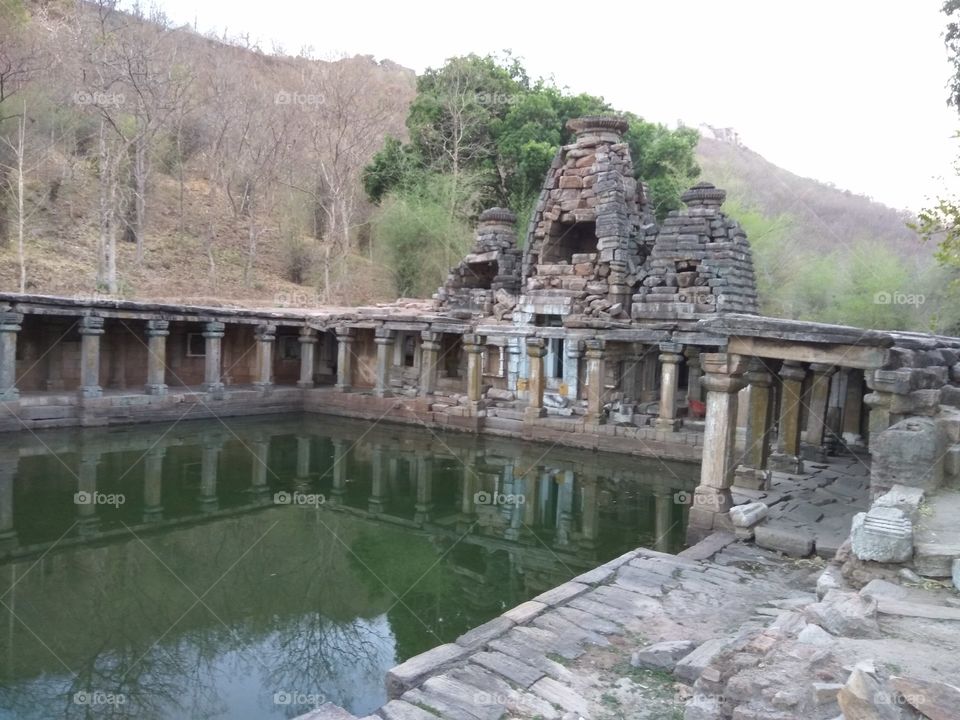 Symmetry everywhere....kapoor baoli