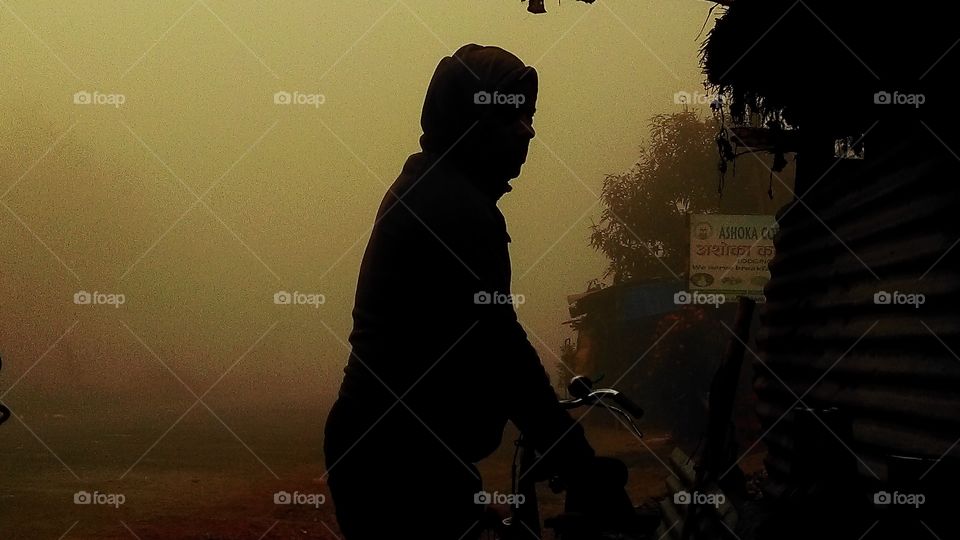 Misty morning break on a chai shop In Lumbini/Nepal...