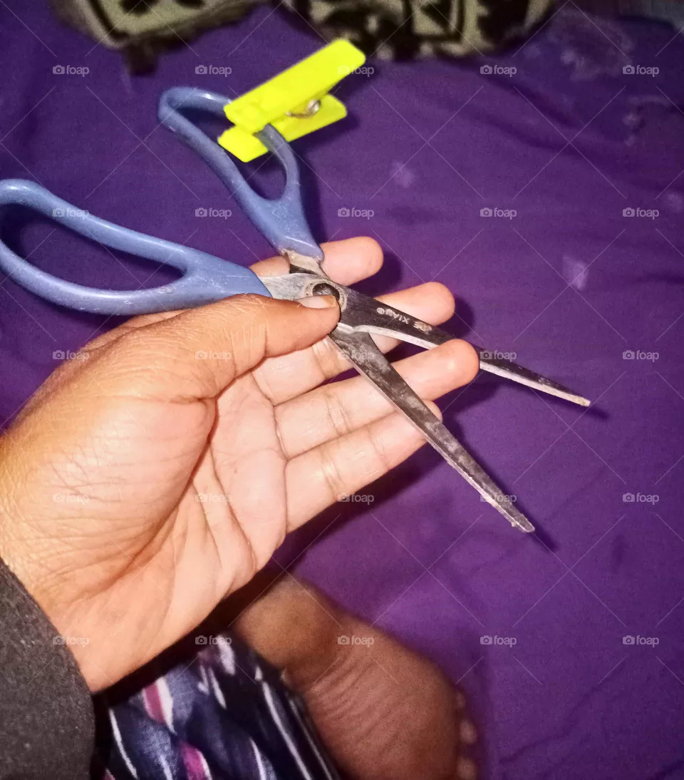 scissor