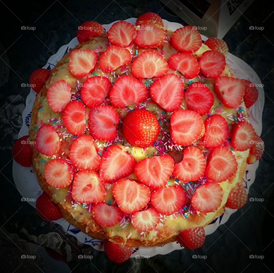 Strawberry cake