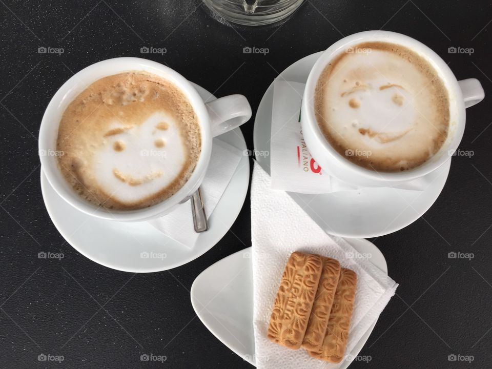 Monkey lattes
