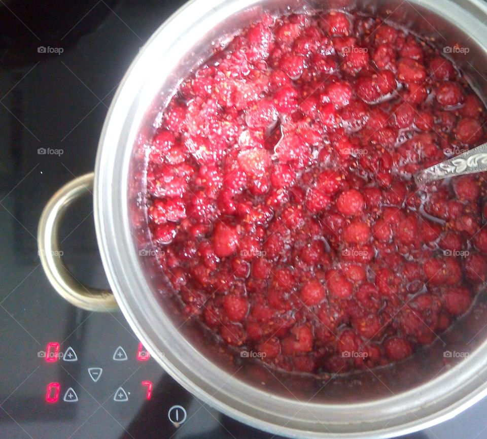 berries cook