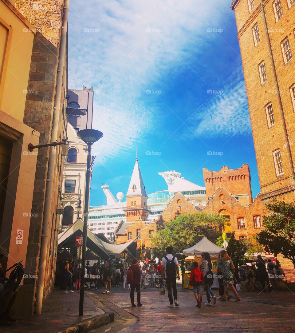There’s a cruise ship in this city! Sydney 