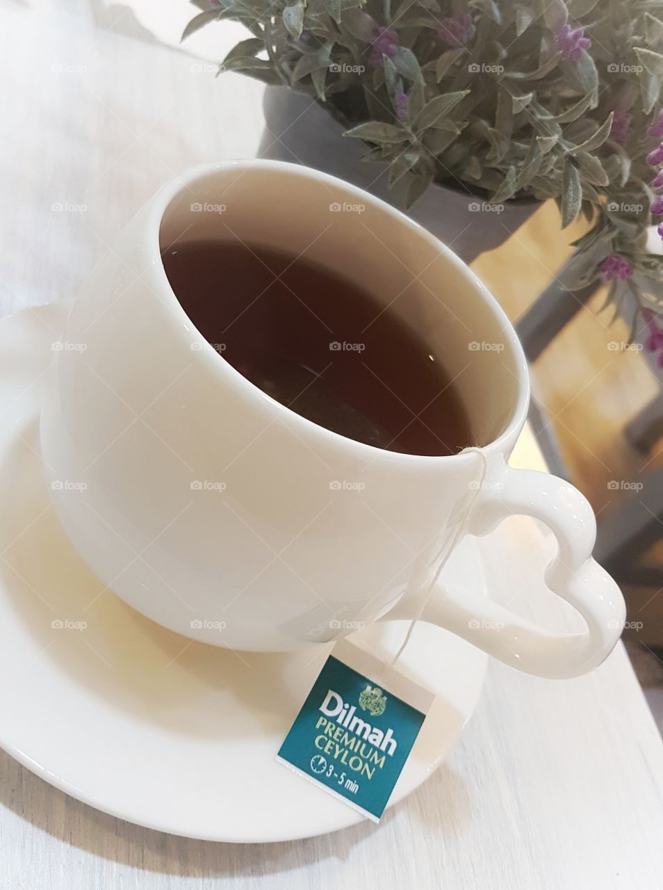hot dilmah tea