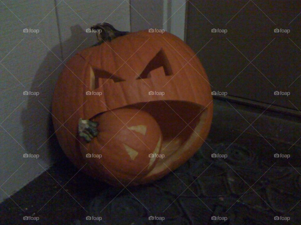 Pumpkin Cannibalism. Pumpkins inside pumpkins. It's pumpkinception.