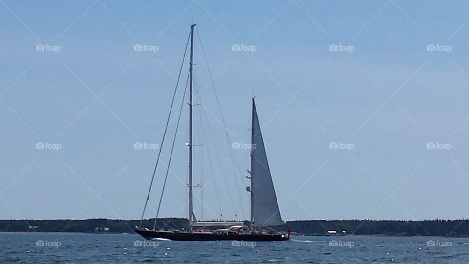 150' Katch Under Partial Sail