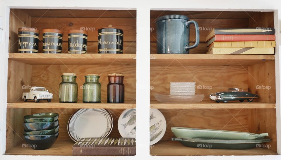 Shelf, Wood, No Person, Empty, Indoors