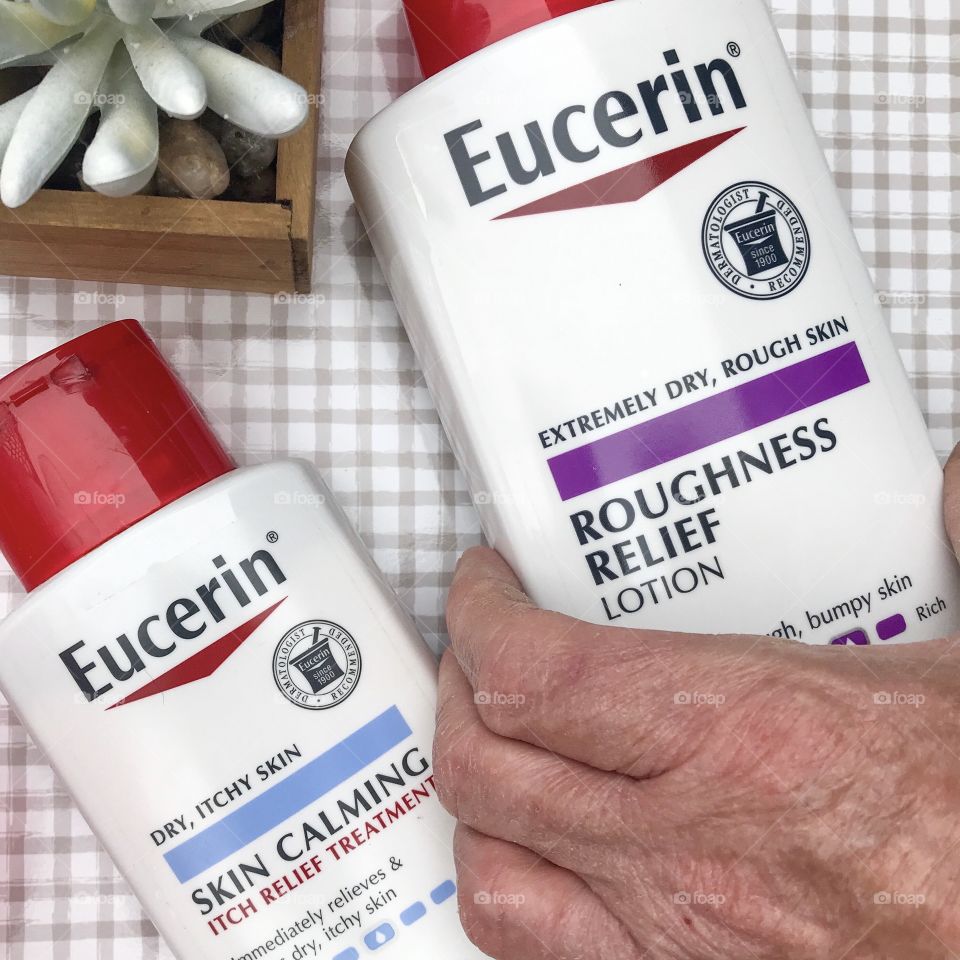Eucerin for my dry hands 🖐