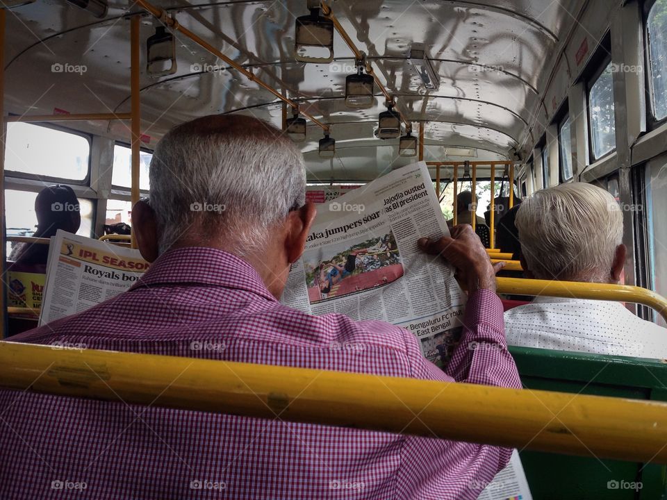 Life after work. Senior citizens commuting