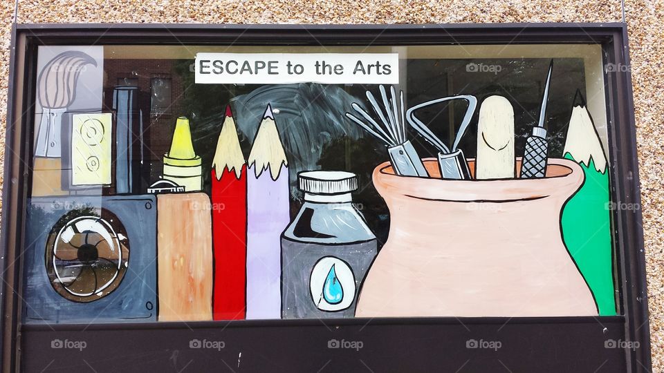 A GRAFFITI ON THE WINDOW!!