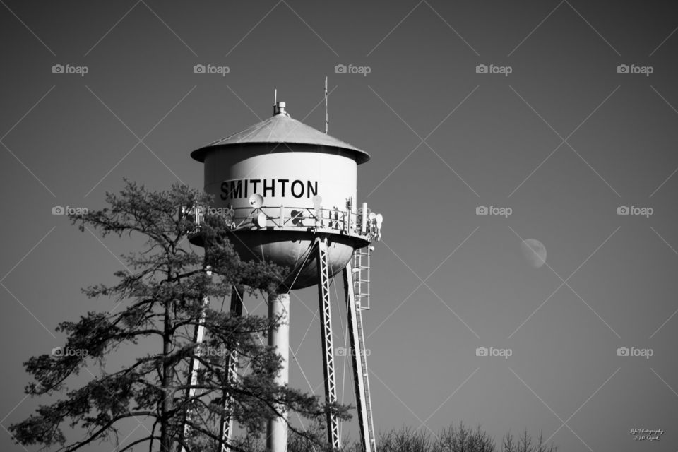 Smithton Missouri Water Tower