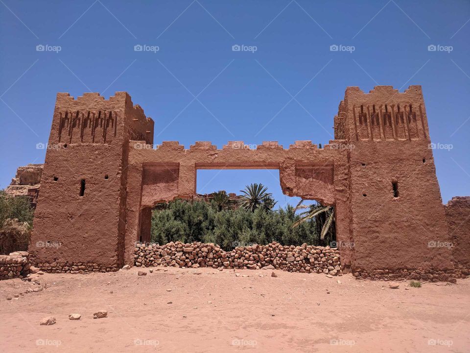 Ait Benhaddou (Ait-Ben-Haddou), Ighrem (Fortified Village) in Morocco, Brown Earthen Clay and Stone Gate Used on Film Sets (Like the Slave Scene in Game of Thrones)