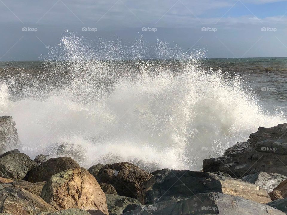 Listen to the sound of the sea. Waves, crashing, sea, movement, spray