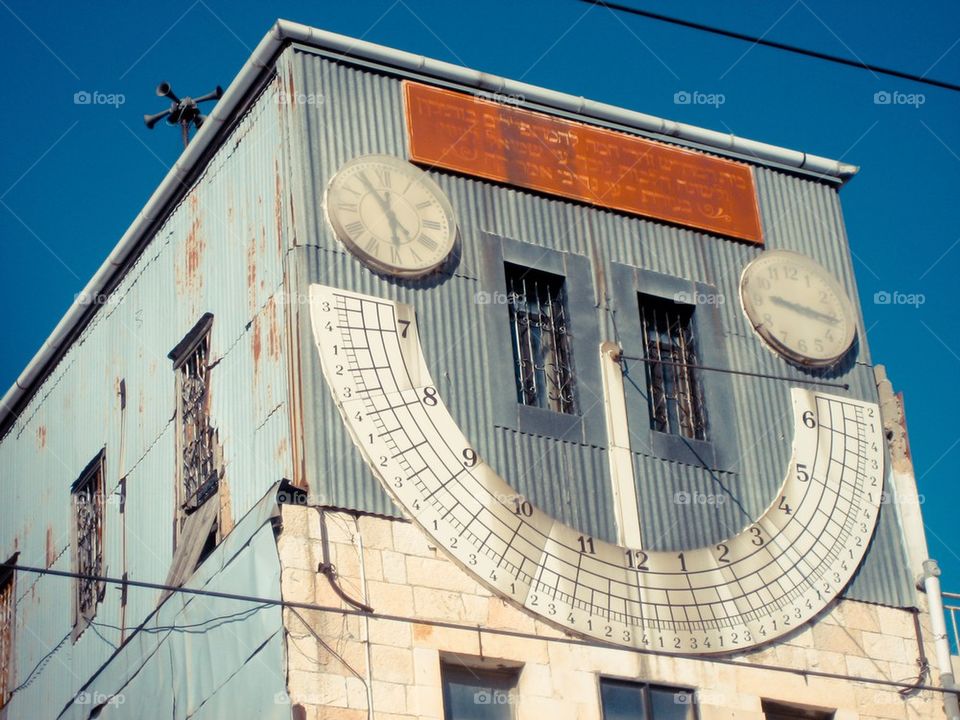 wallclock sunwatch by juliar