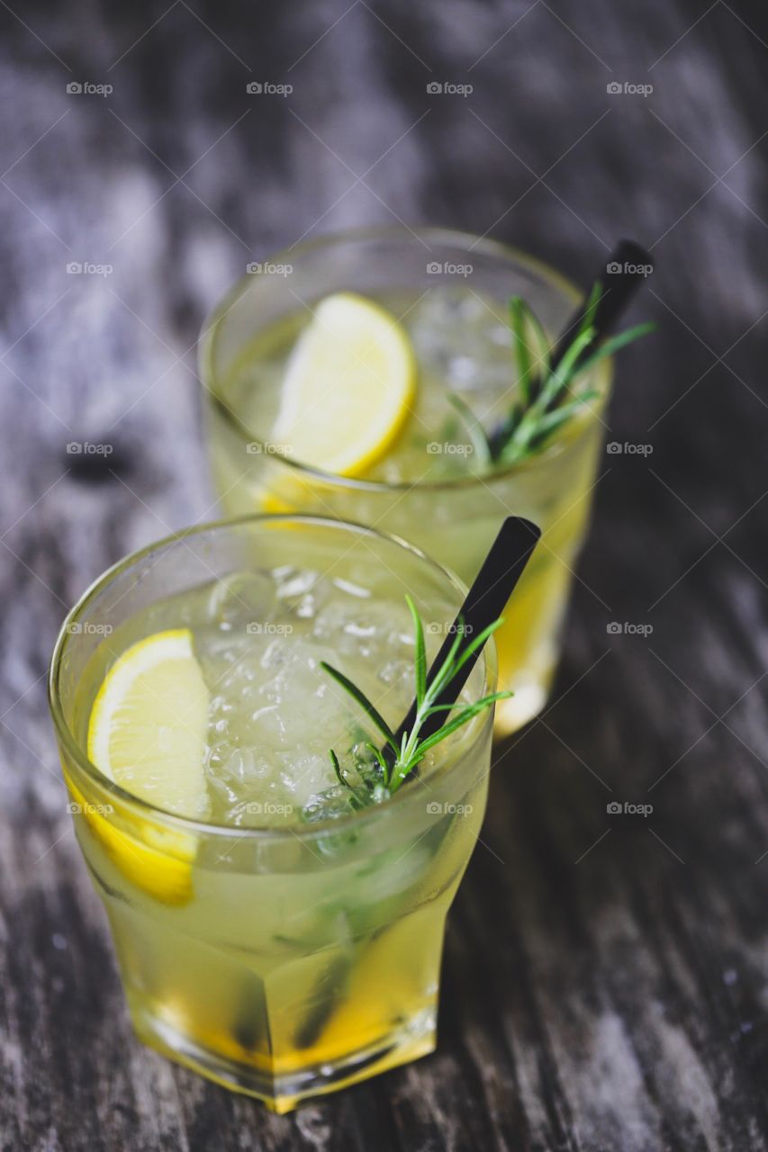 Rosemary Gin Lemonade