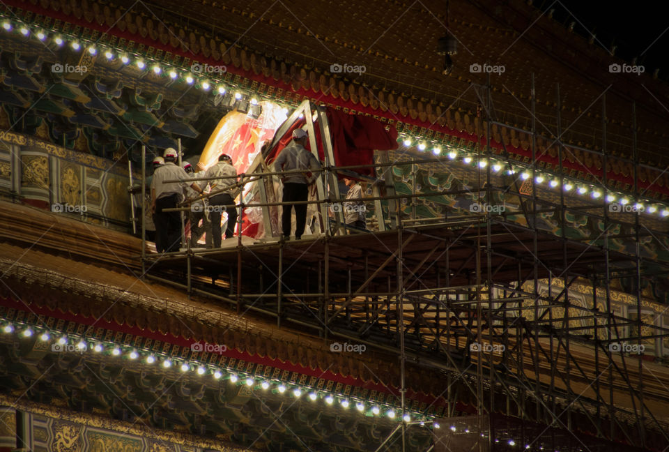 Tiananmen repair