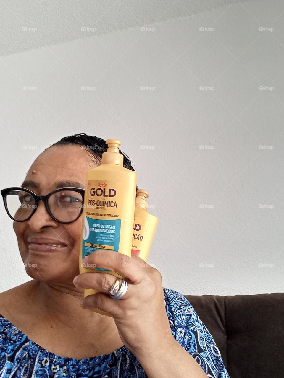 Creme para pentear antirrigidez: recupera e deixa os fios soltinhos, 3x mais resistentes. Creme para pentear selador: reconstrói os fios e sela as pontas. 3x menos quebra.