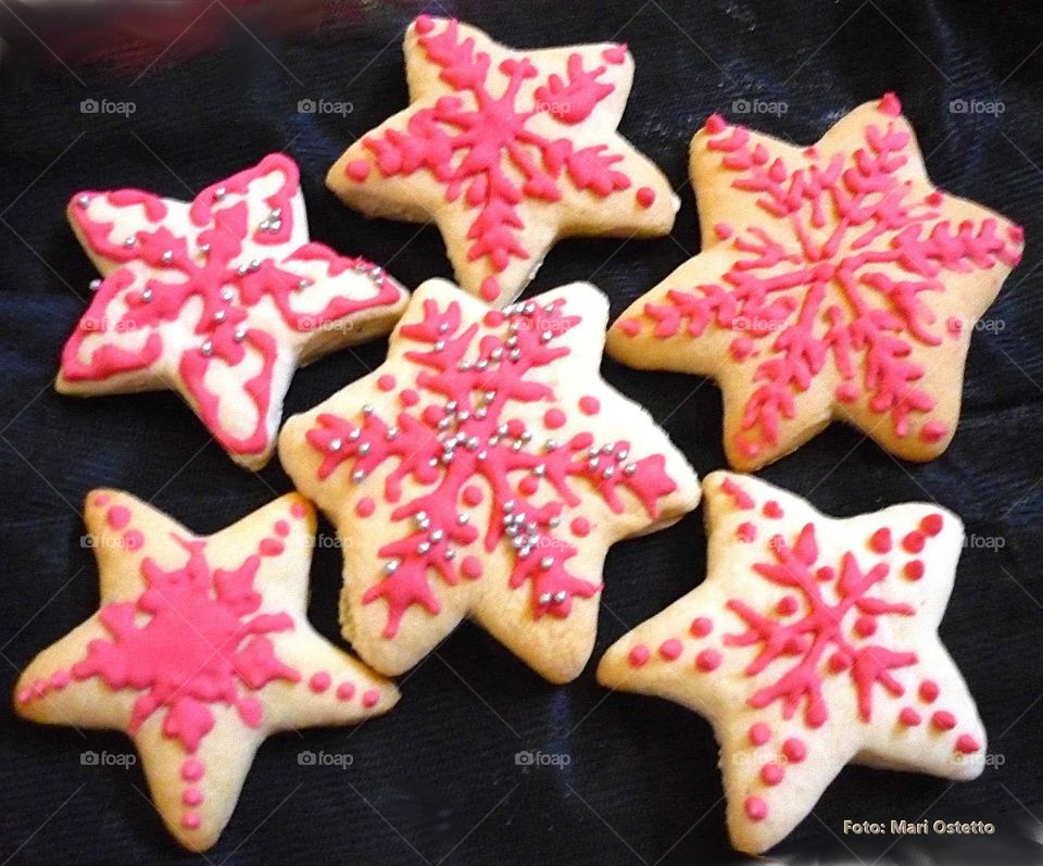 Biscoitos  de Natal feitos com amor.