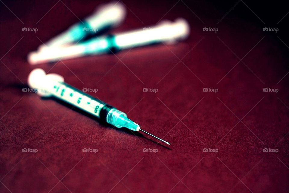 Medical syringe